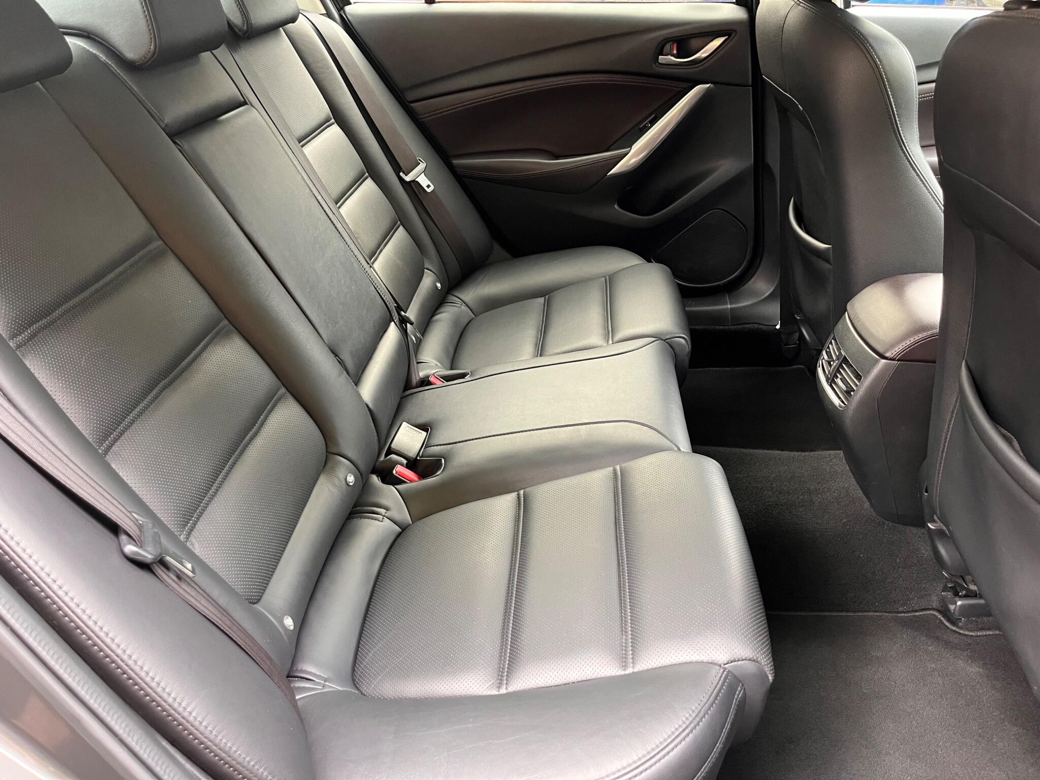 Mazda Mazda6 view 35