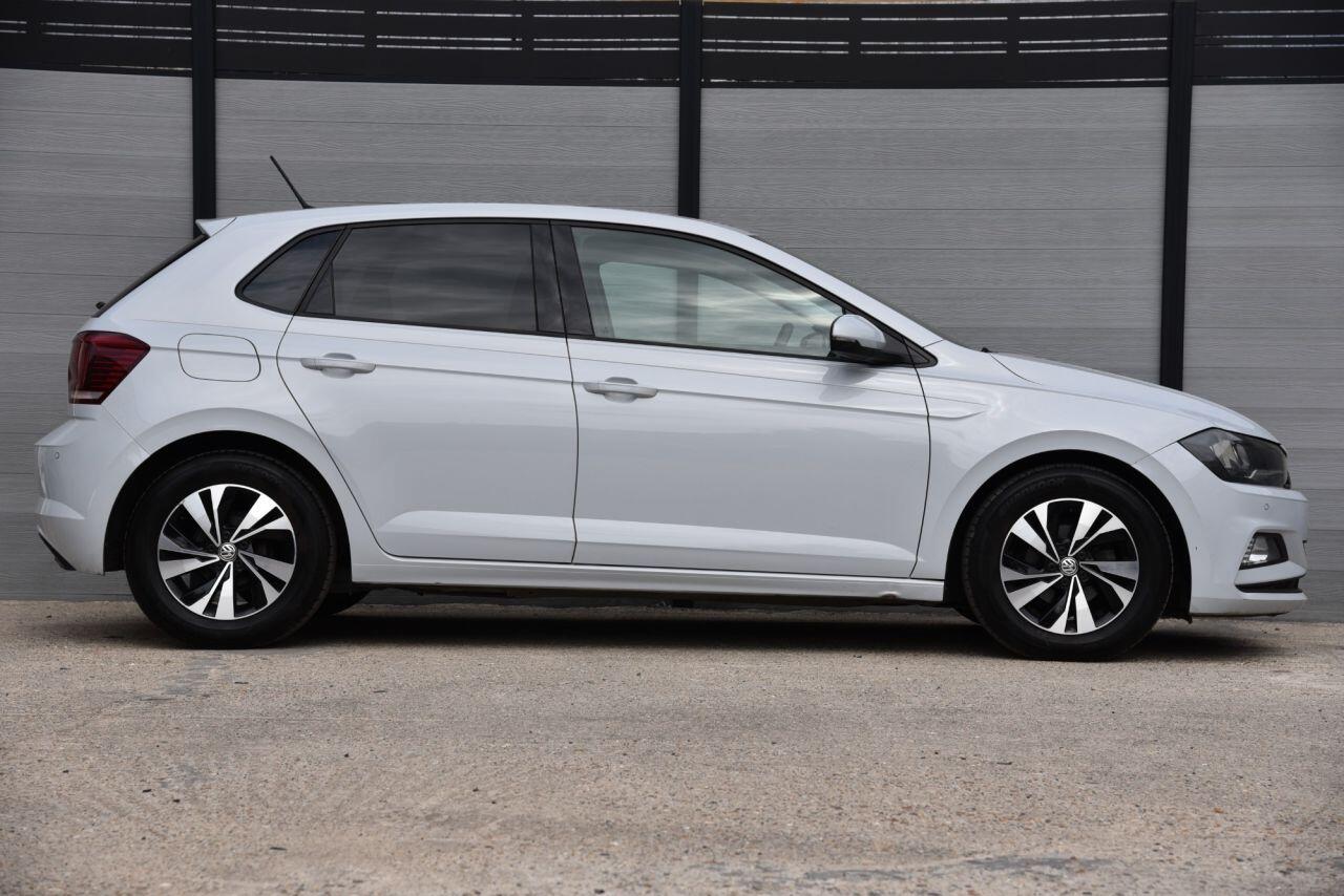 Volkswagen Polo view 7