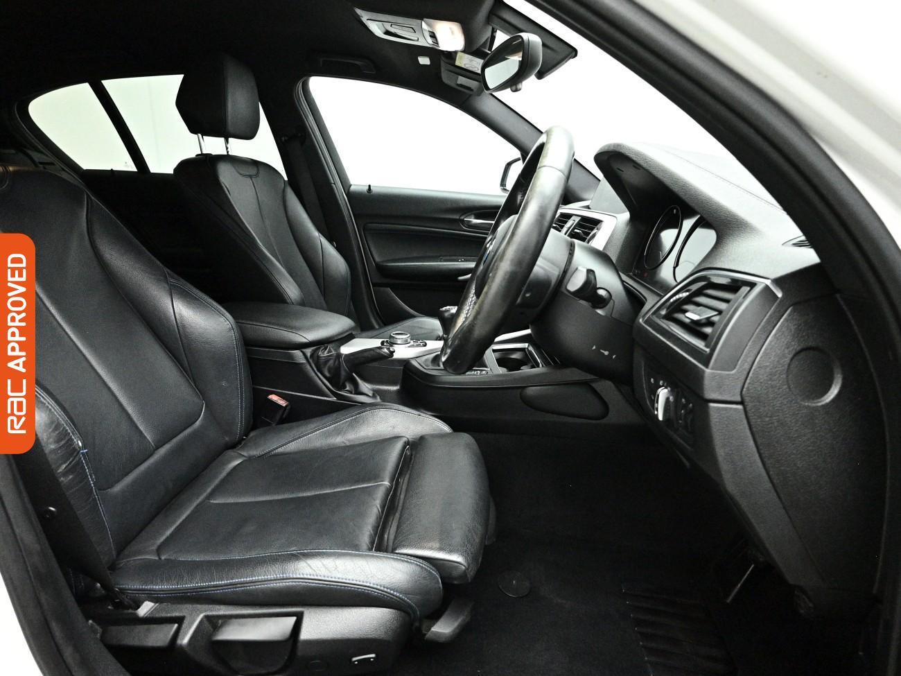 BMW 1 Series view 11