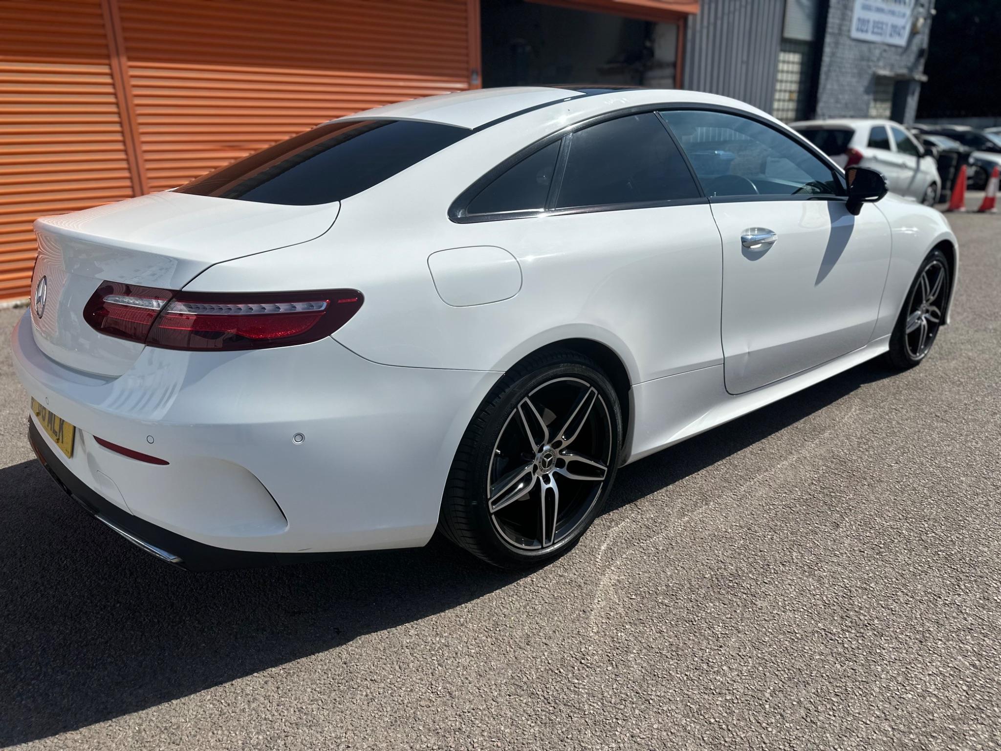 Mercedes-Benz E Class view 9