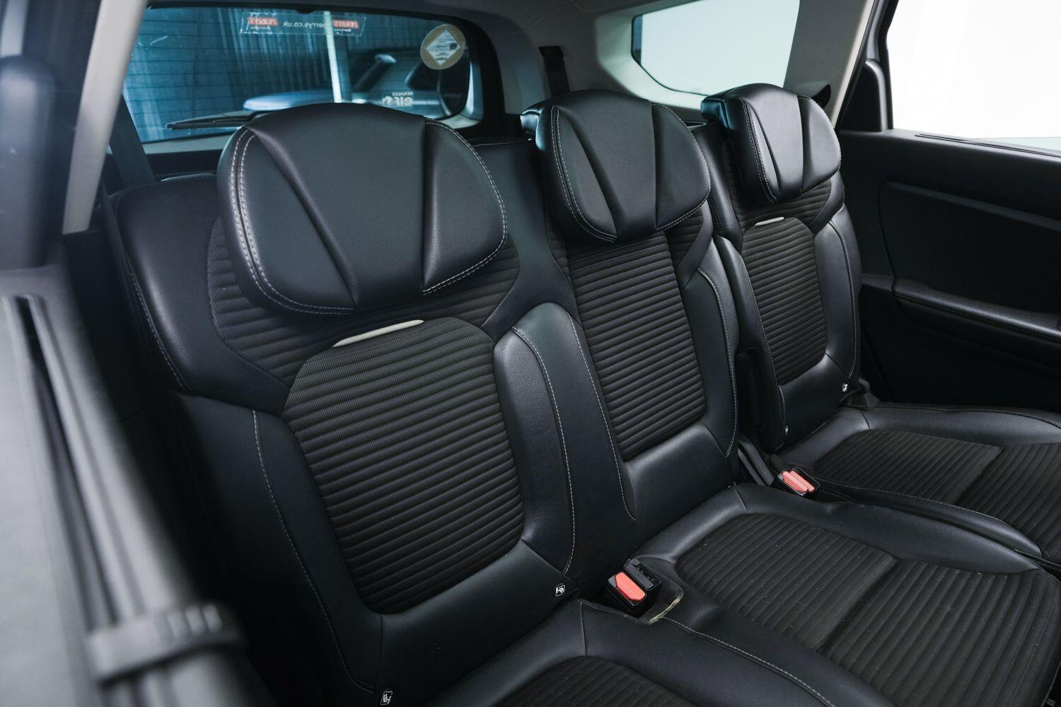 Renault Grand Scenic view 12