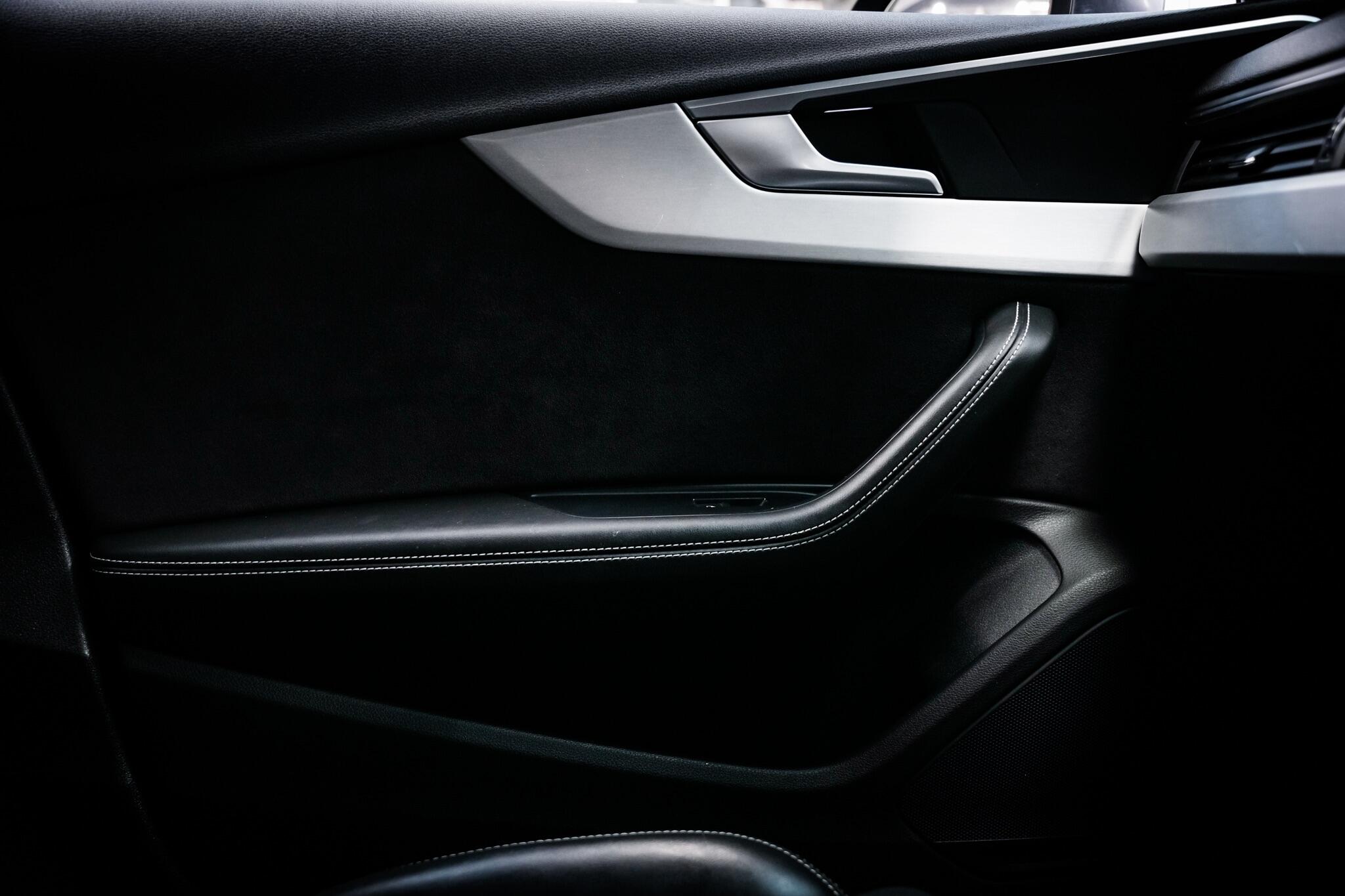 Audi S4 view 43