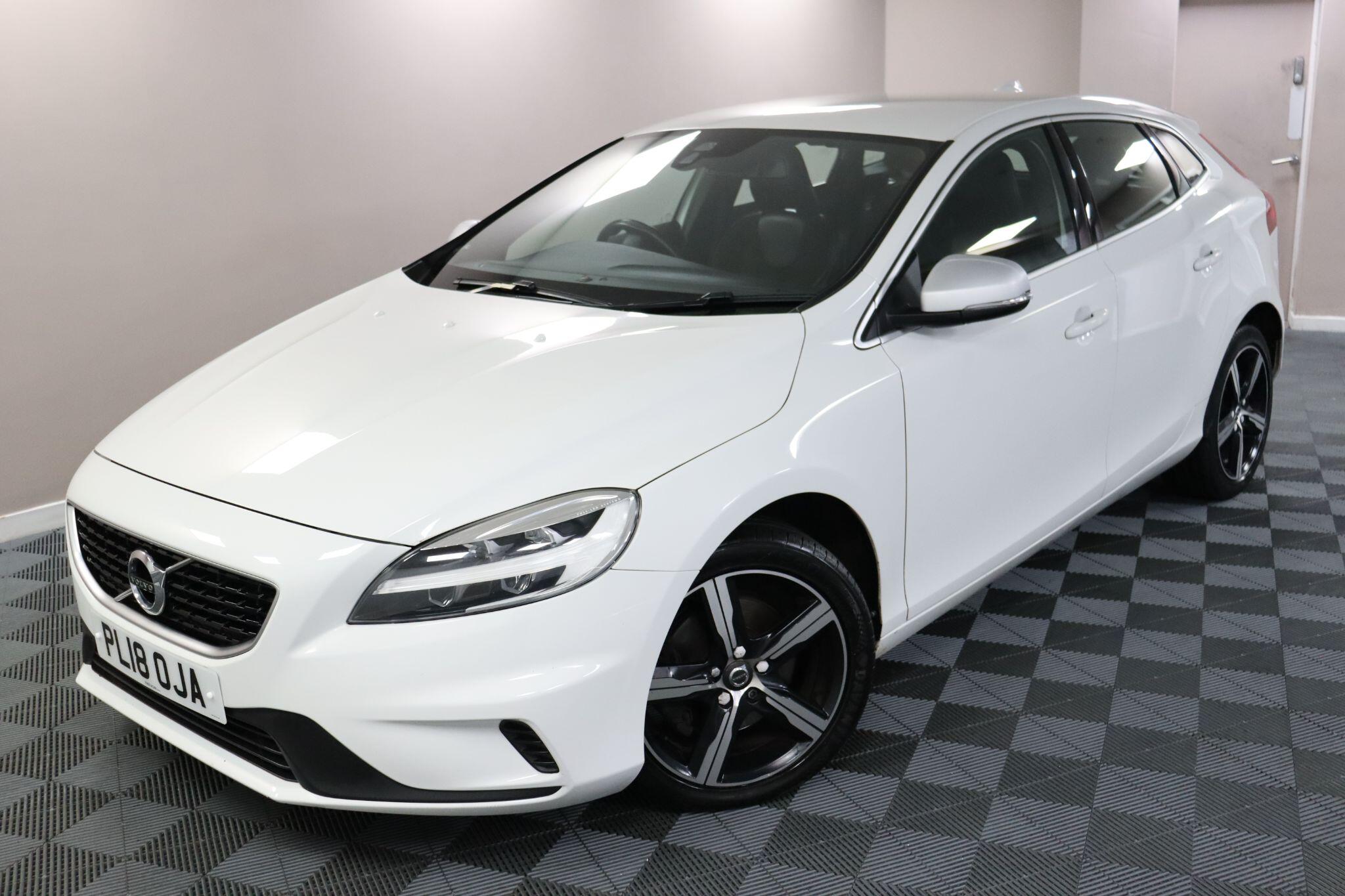Volvo V40 view 20