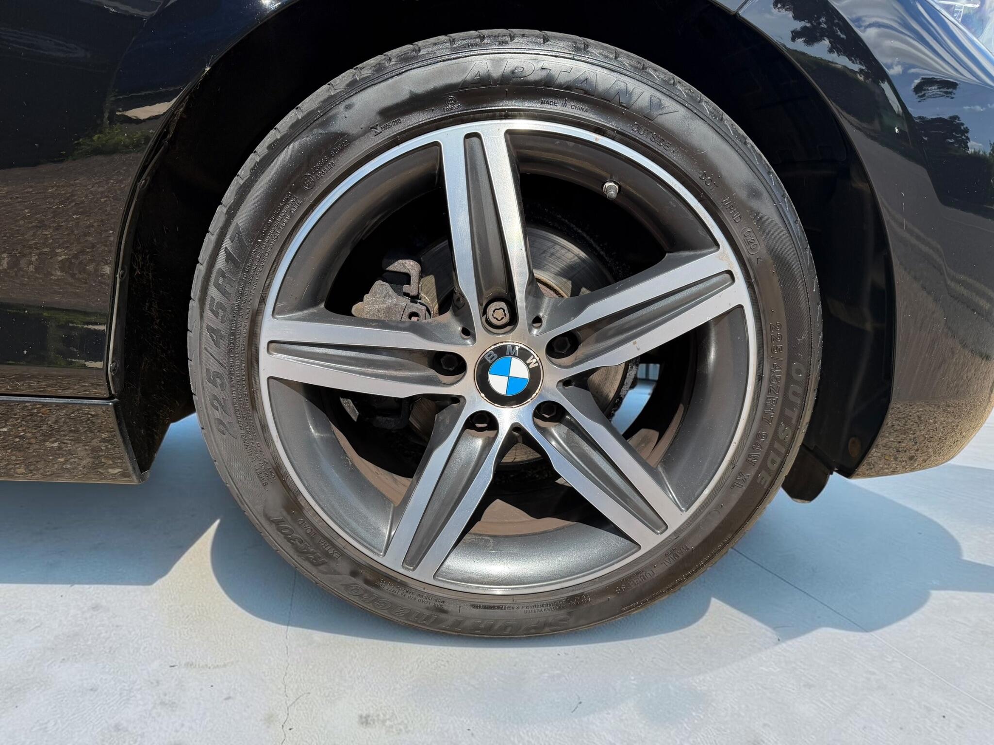 BMW 2 Series view 31