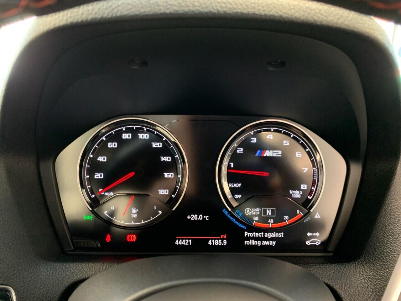 BMW M2 view 32