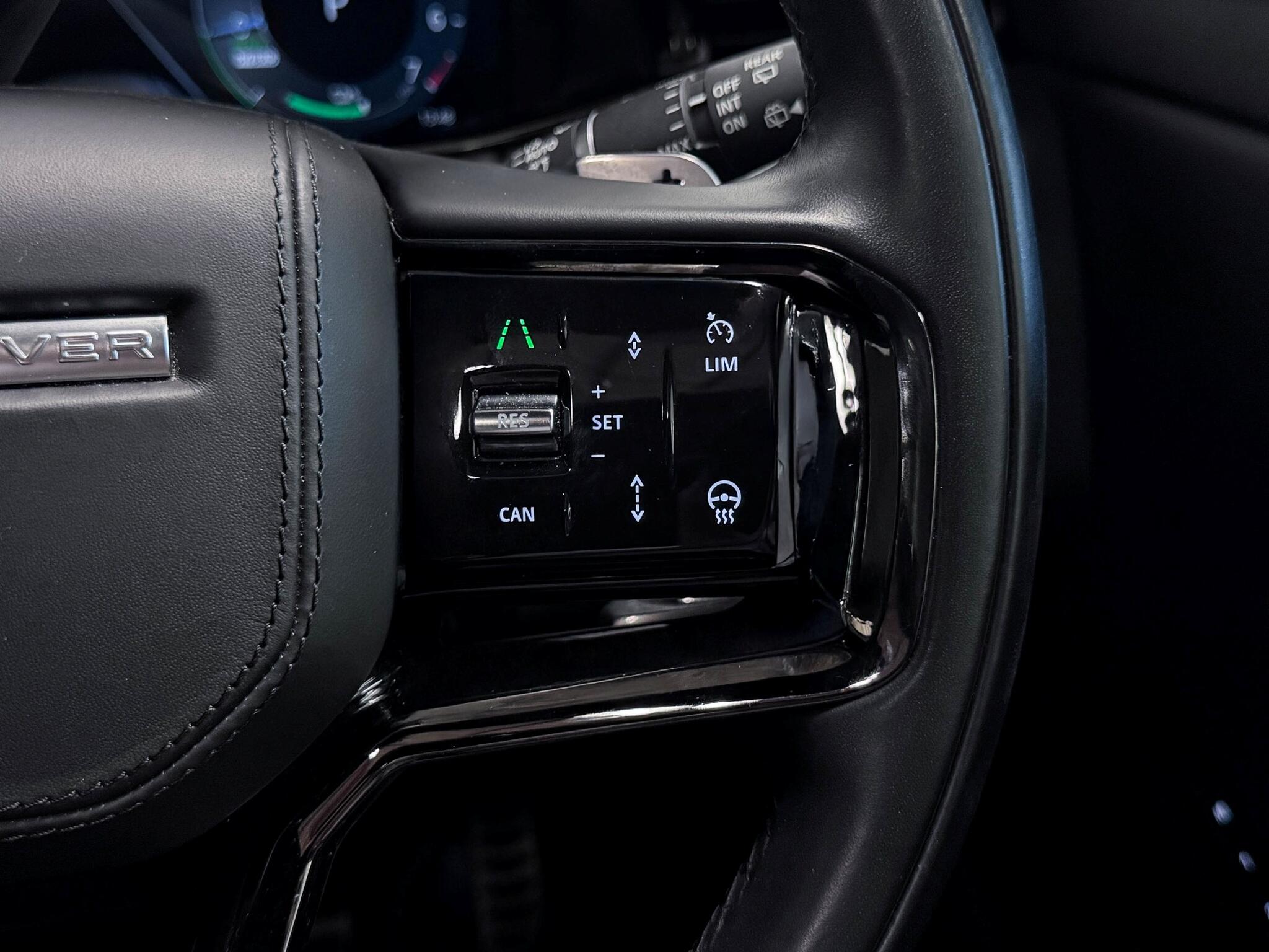 Land Rover Range Rover Evoque view 37