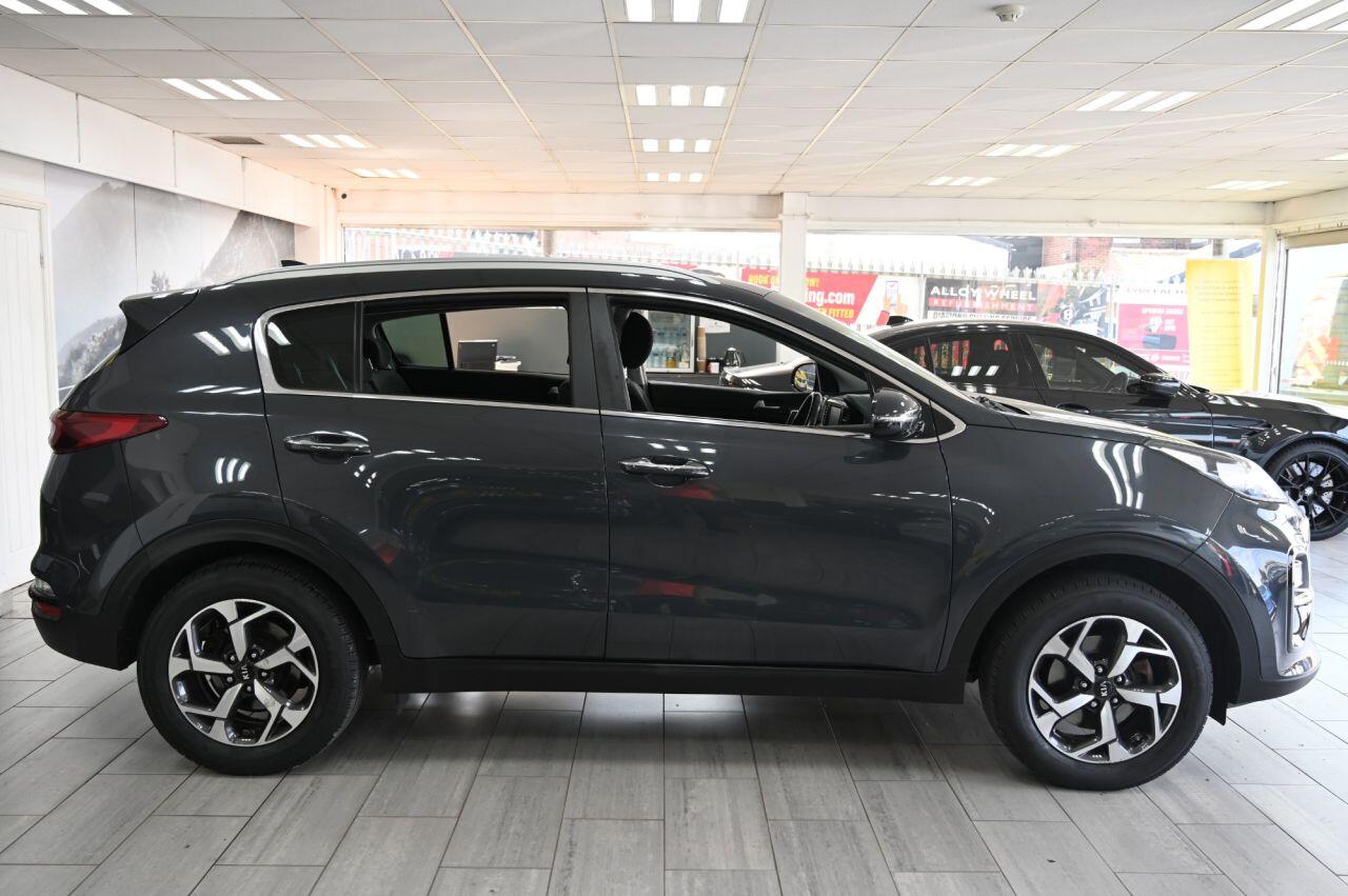 Kia Sportage view 3