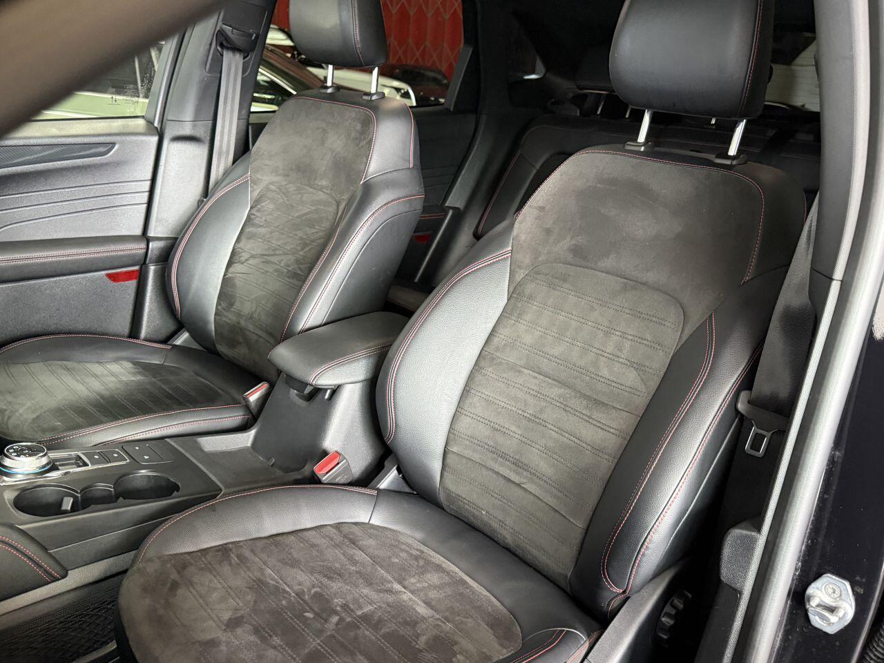 Ford Kuga view 55