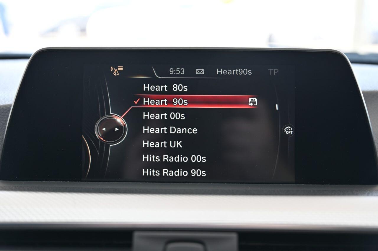 BMW 3 Series view 27