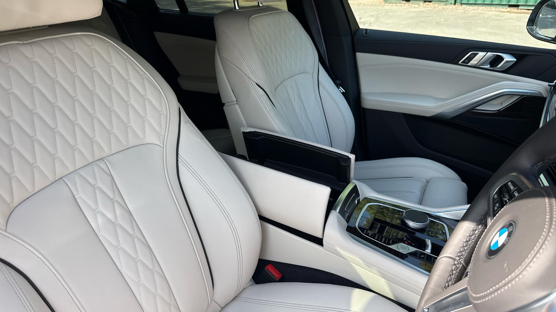 BMW X6 view 45