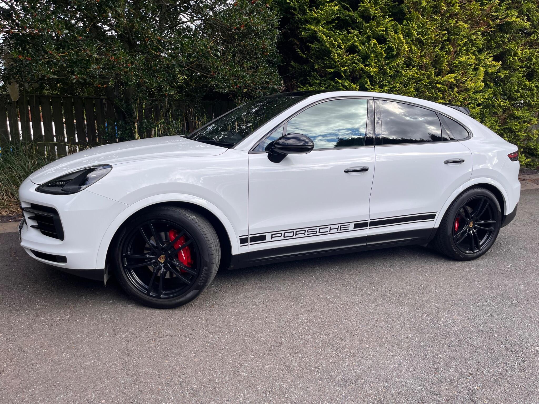 Porsche Cayenne view 4
