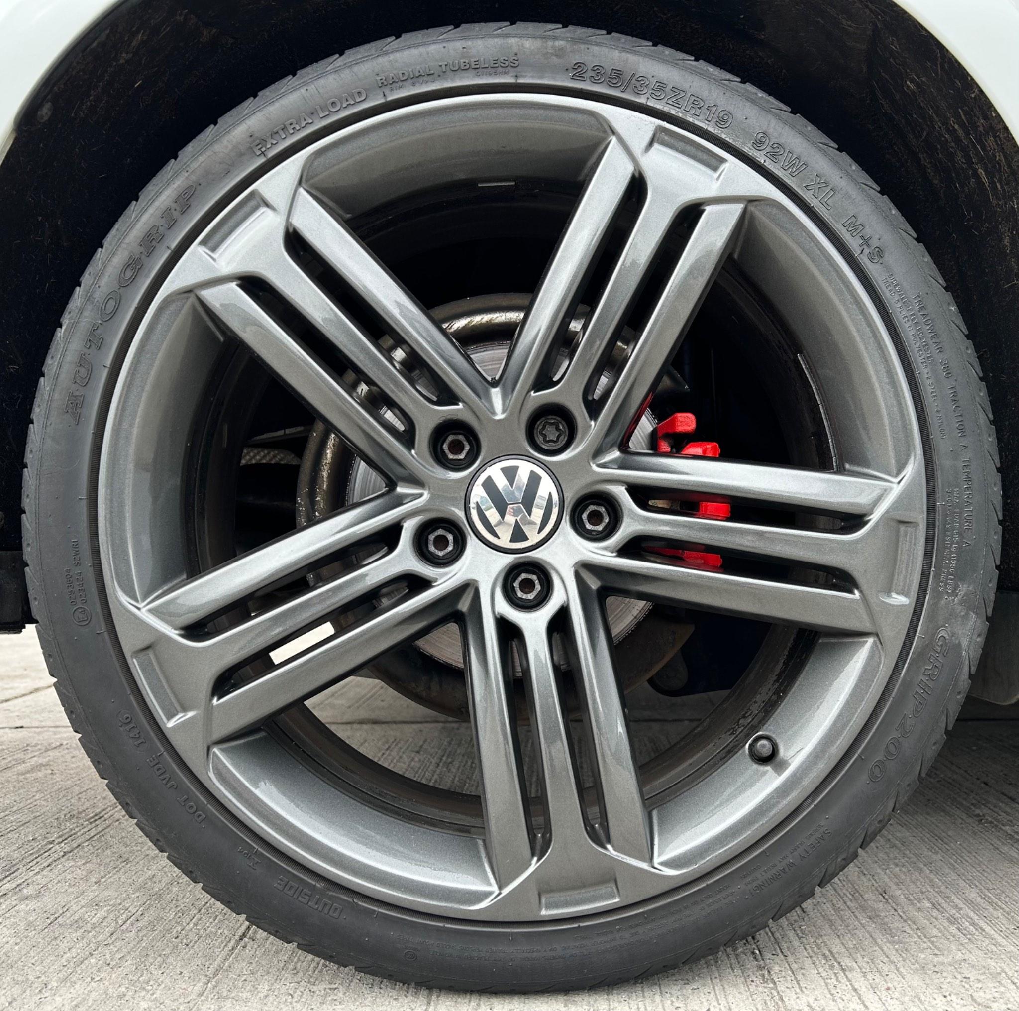 Volkswagen Scirocco view 11