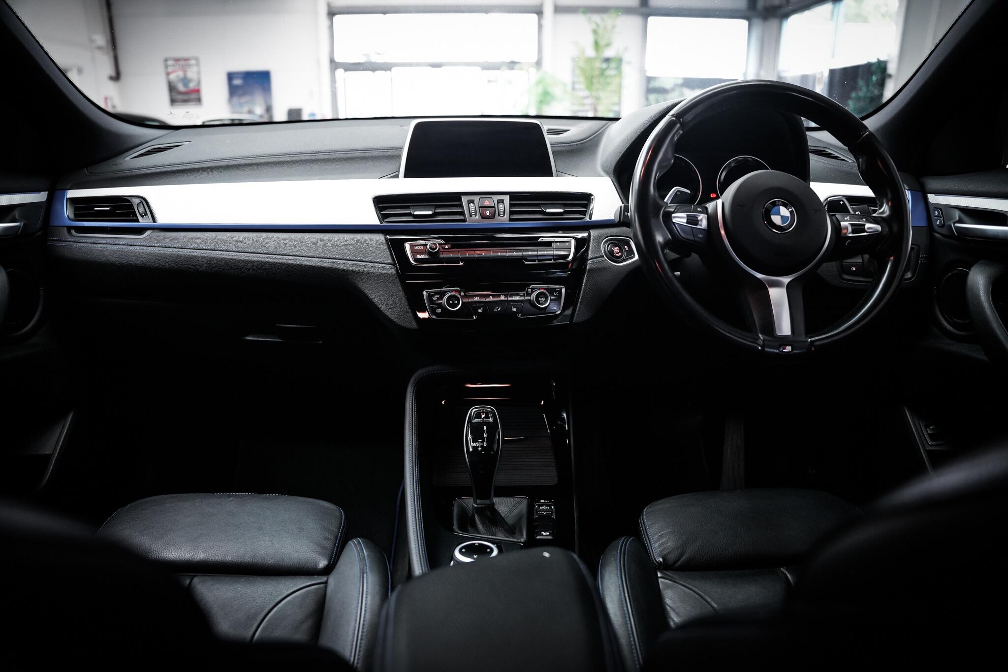 BMW X2 view 21