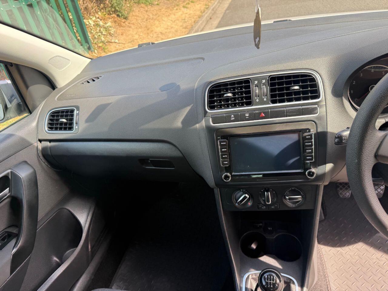 Volkswagen Polo view 29