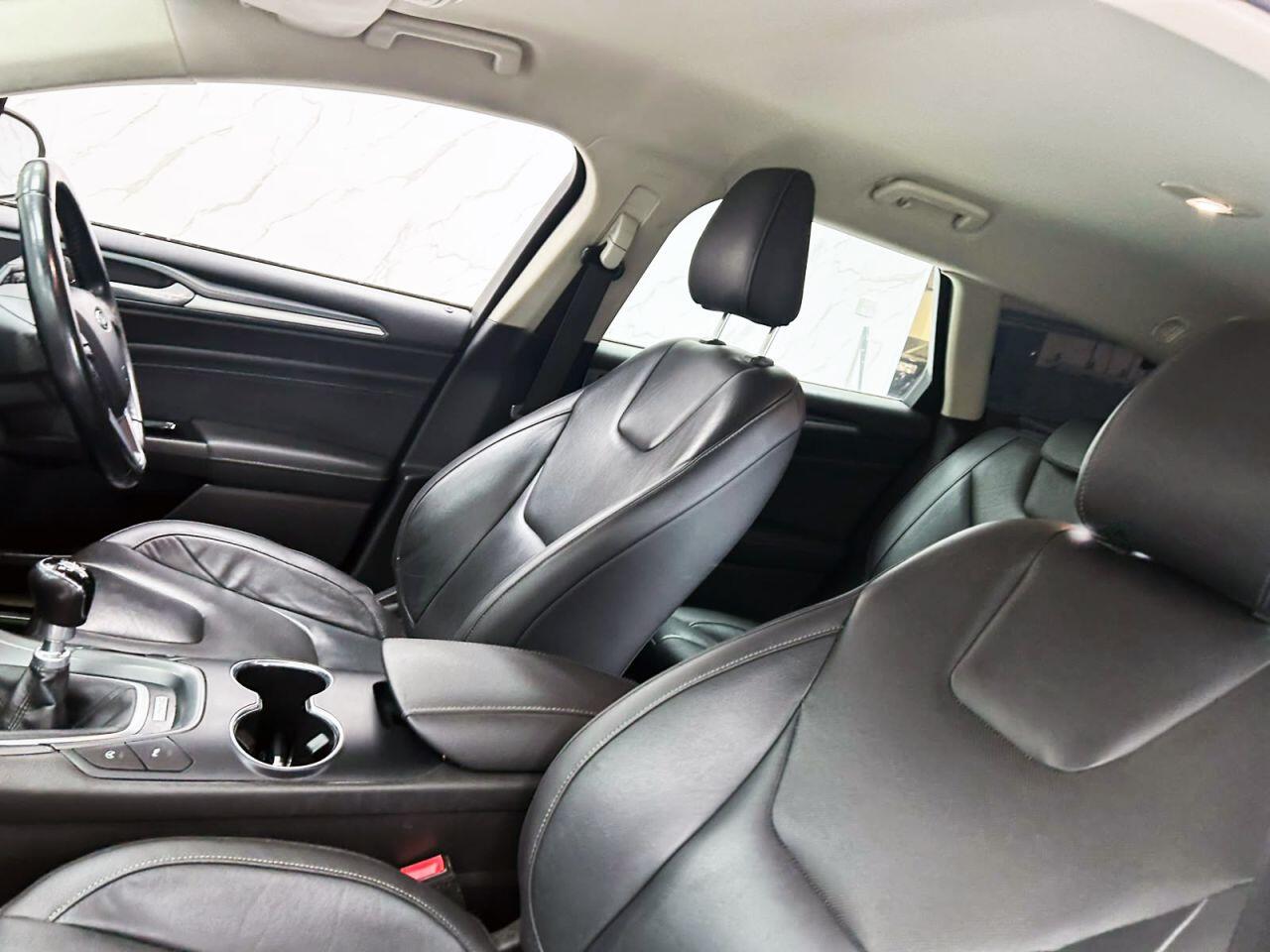 Ford Mondeo view 13