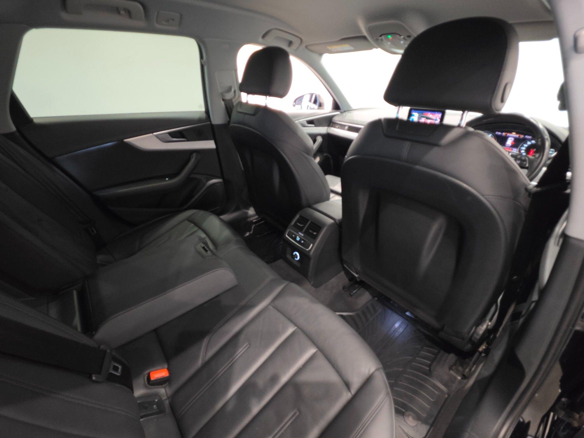 Audi A4 view 17