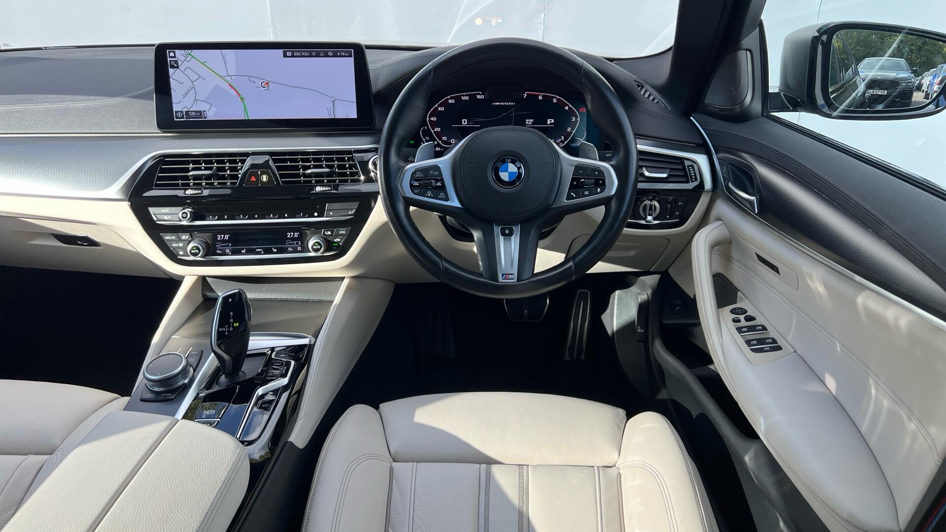 BMW 5 Series view 5