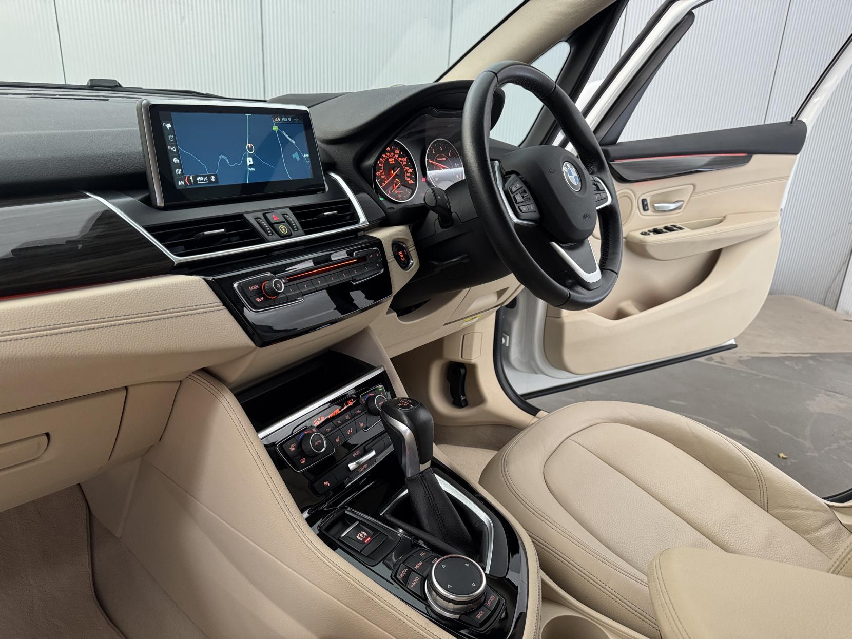 BMW 2 Series Active Tourer view 62