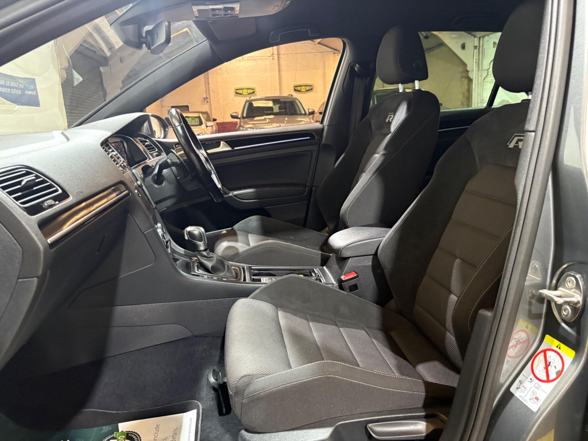 Volkswagen Golf view 56