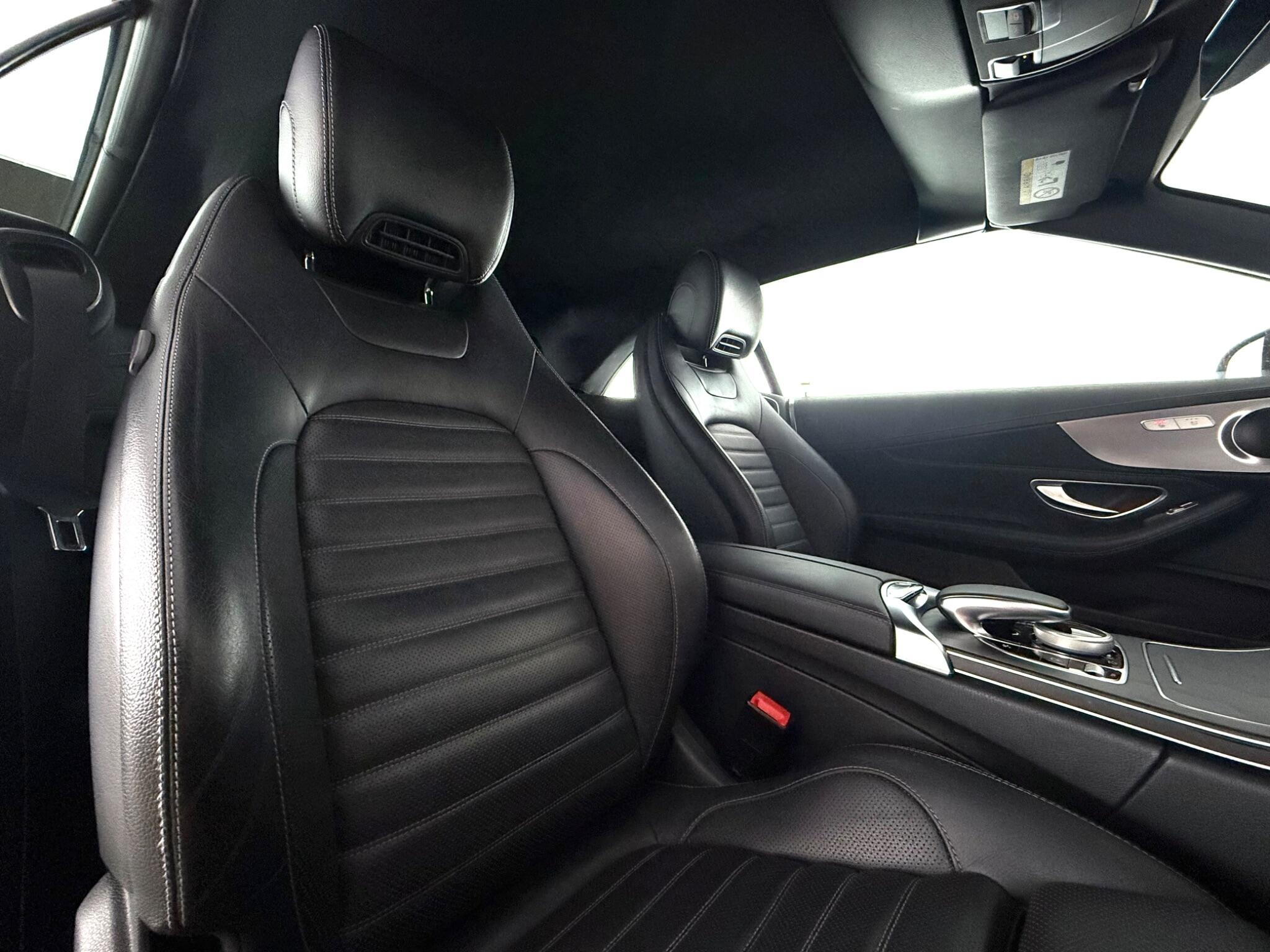 Mercedes-Benz C-Class view 34