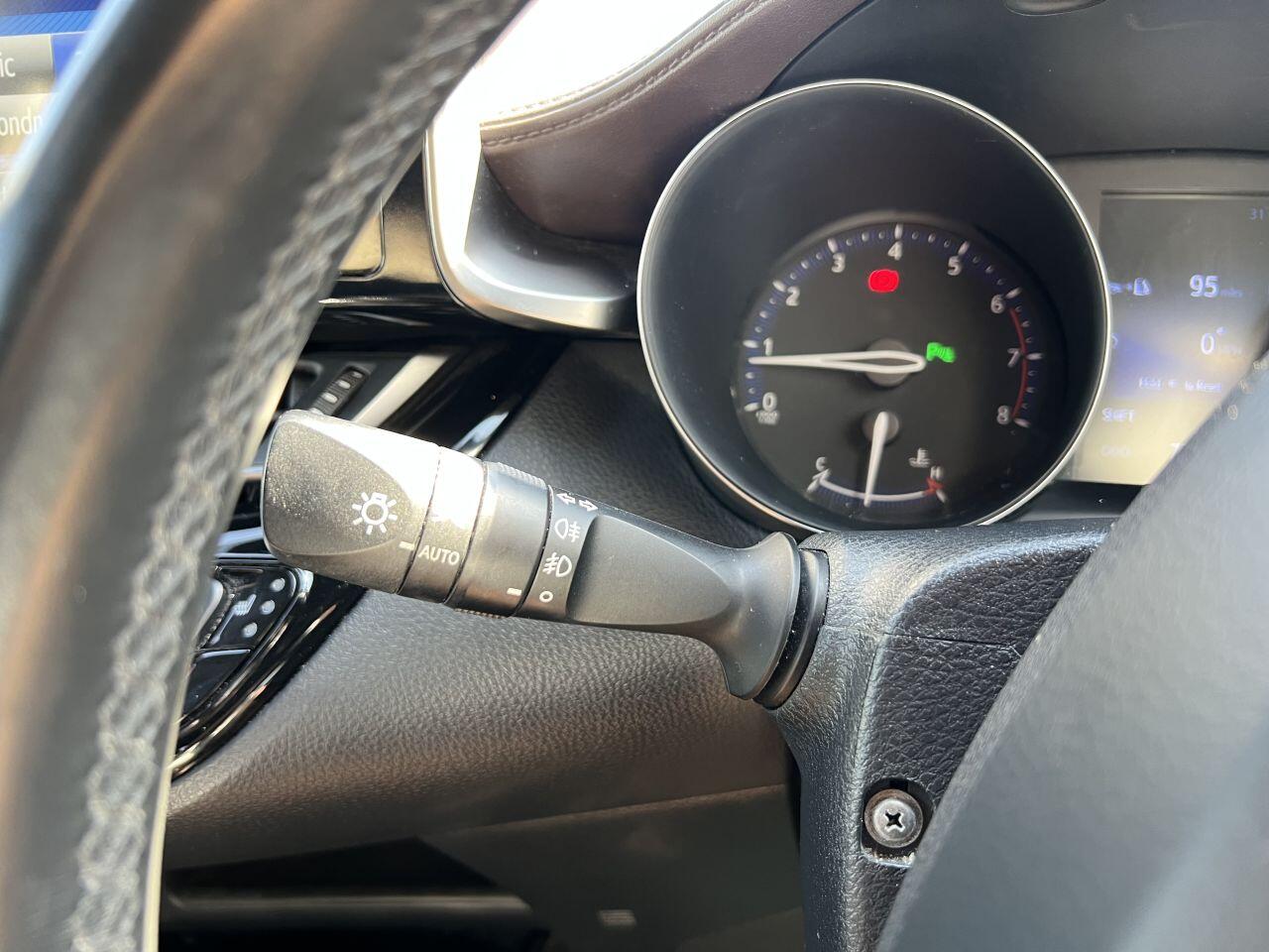 Toyota C-HR view 52