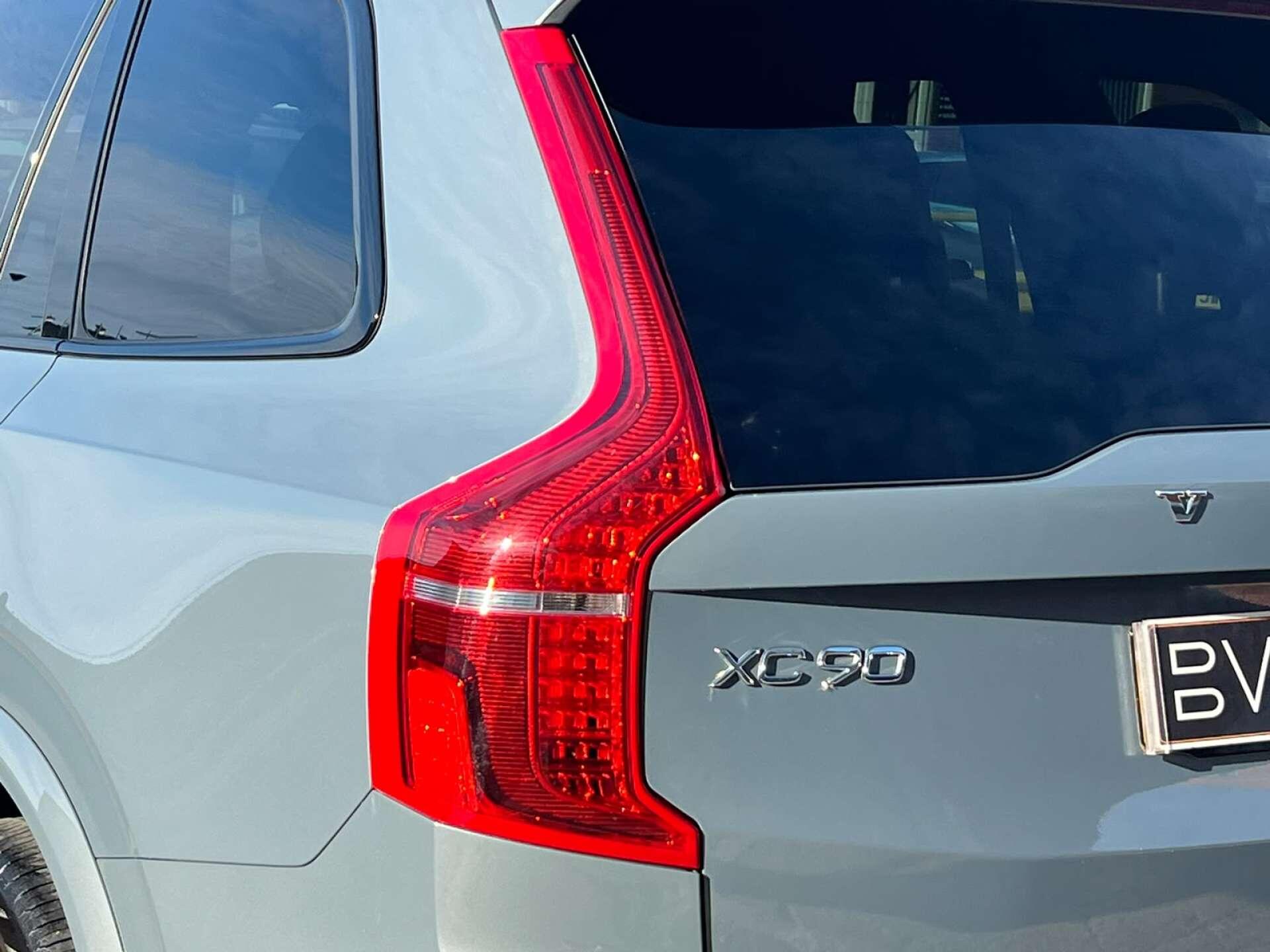 Volvo XC90 view 65