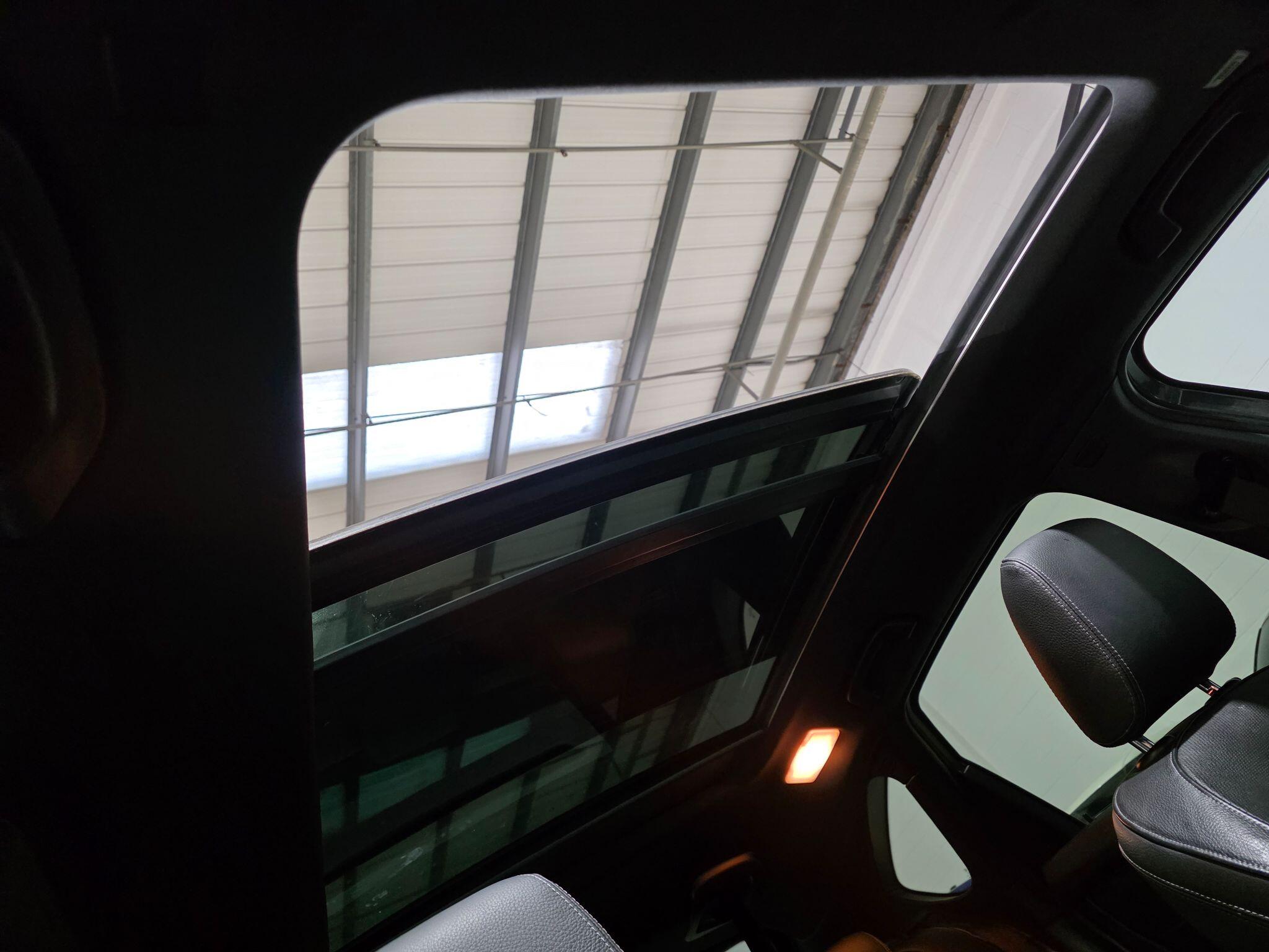 BMW 2 Series view 7