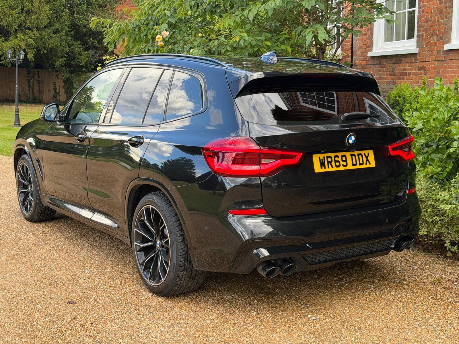 BMW X3 view 6