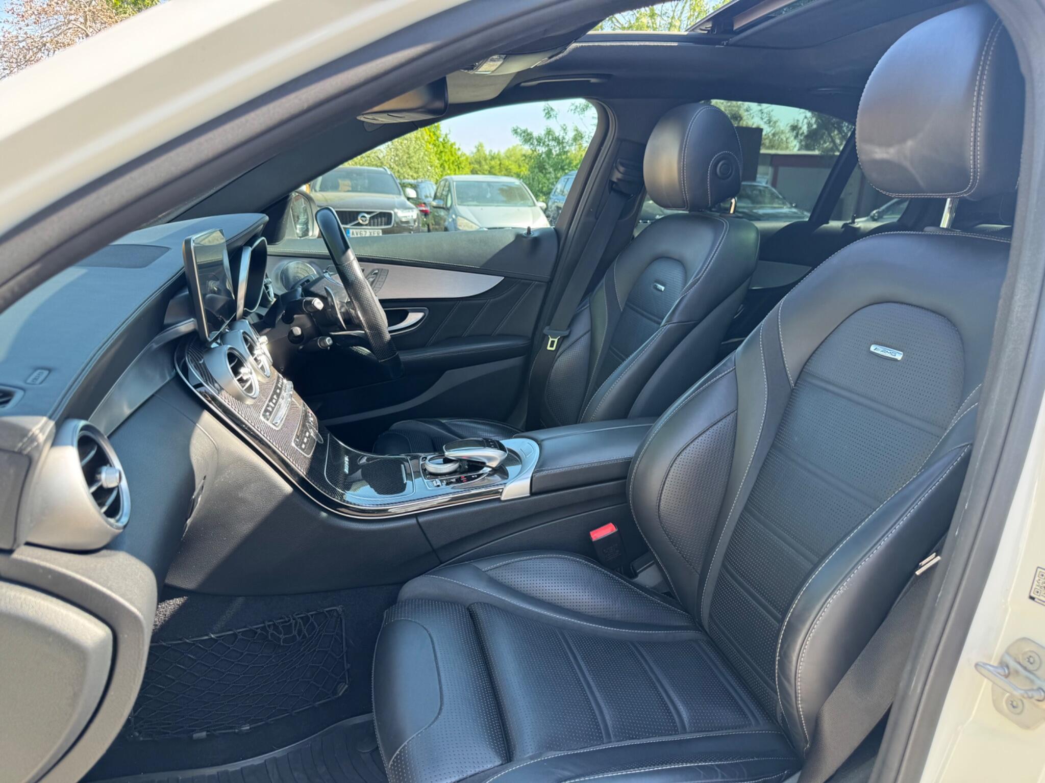 Mercedes-Benz C-Class view 53