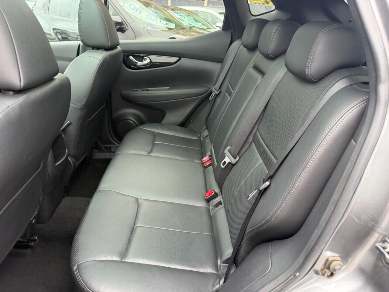 Nissan Qashqai view 18