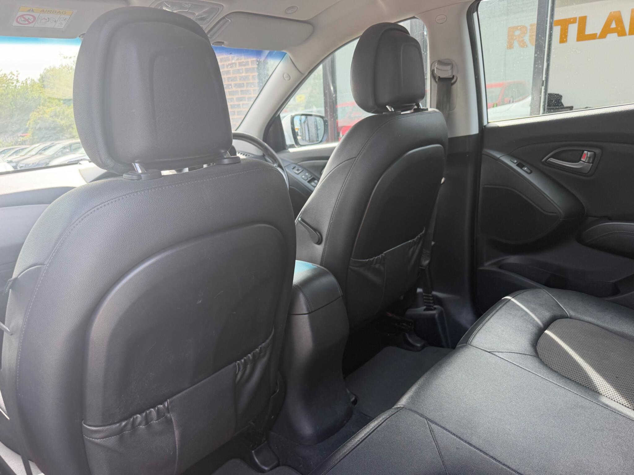 Hyundai ix35 view 27