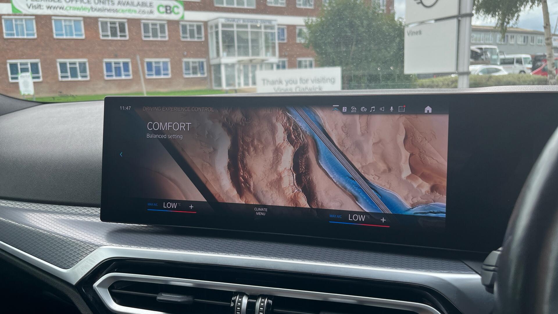 BMW 3 Series view 58