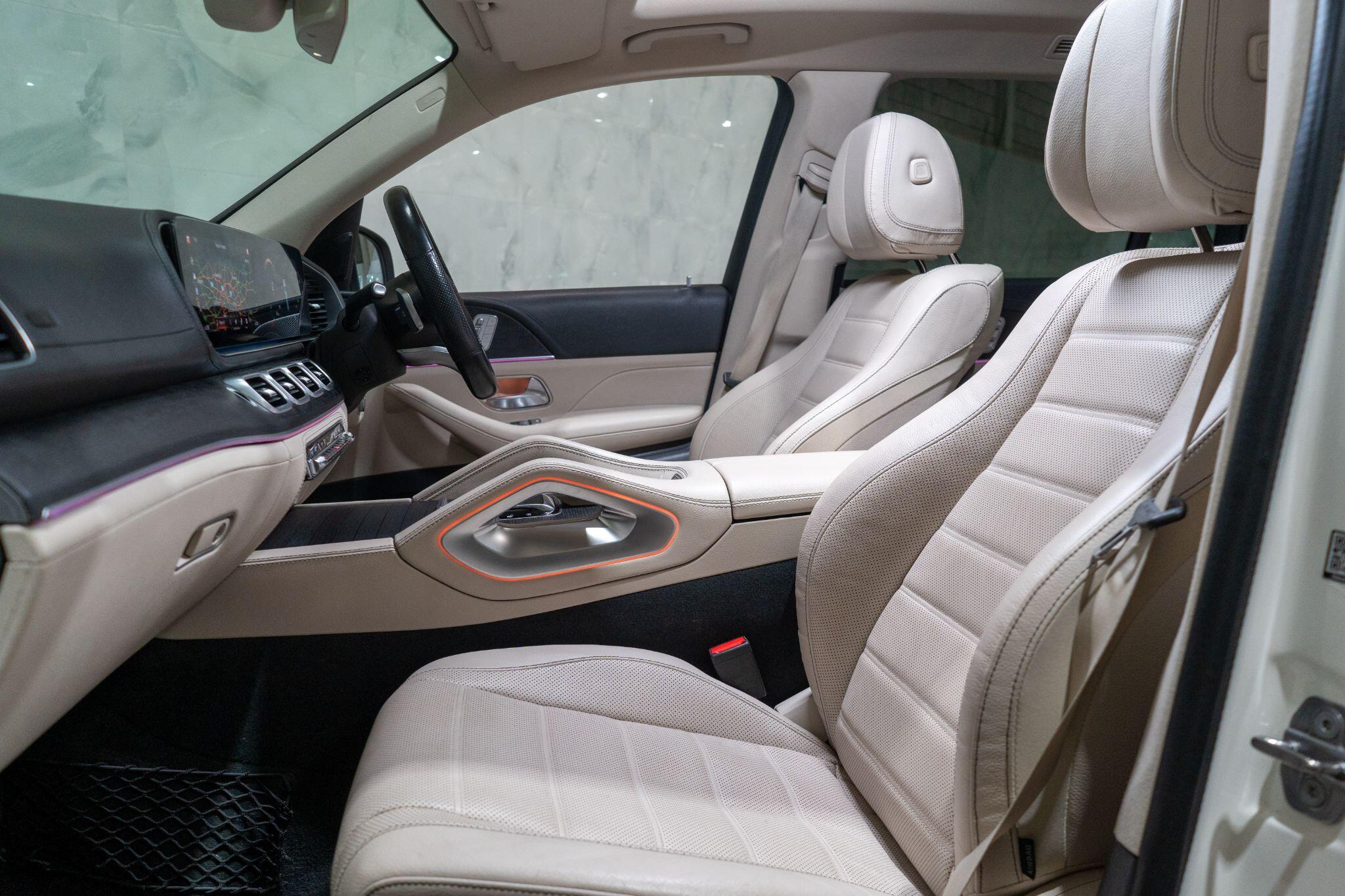 Mercedes-Benz GLS view 46