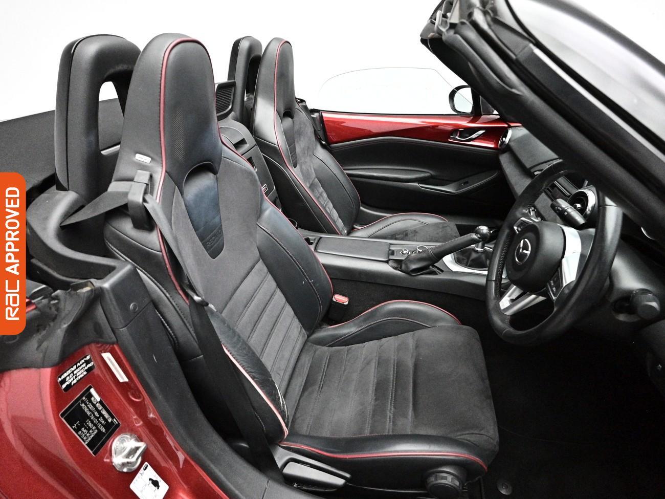 Mazda MX-5 view 12