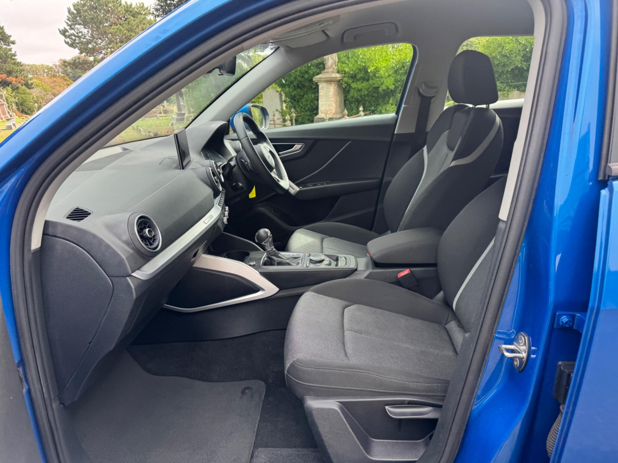 Audi Q2 view 70