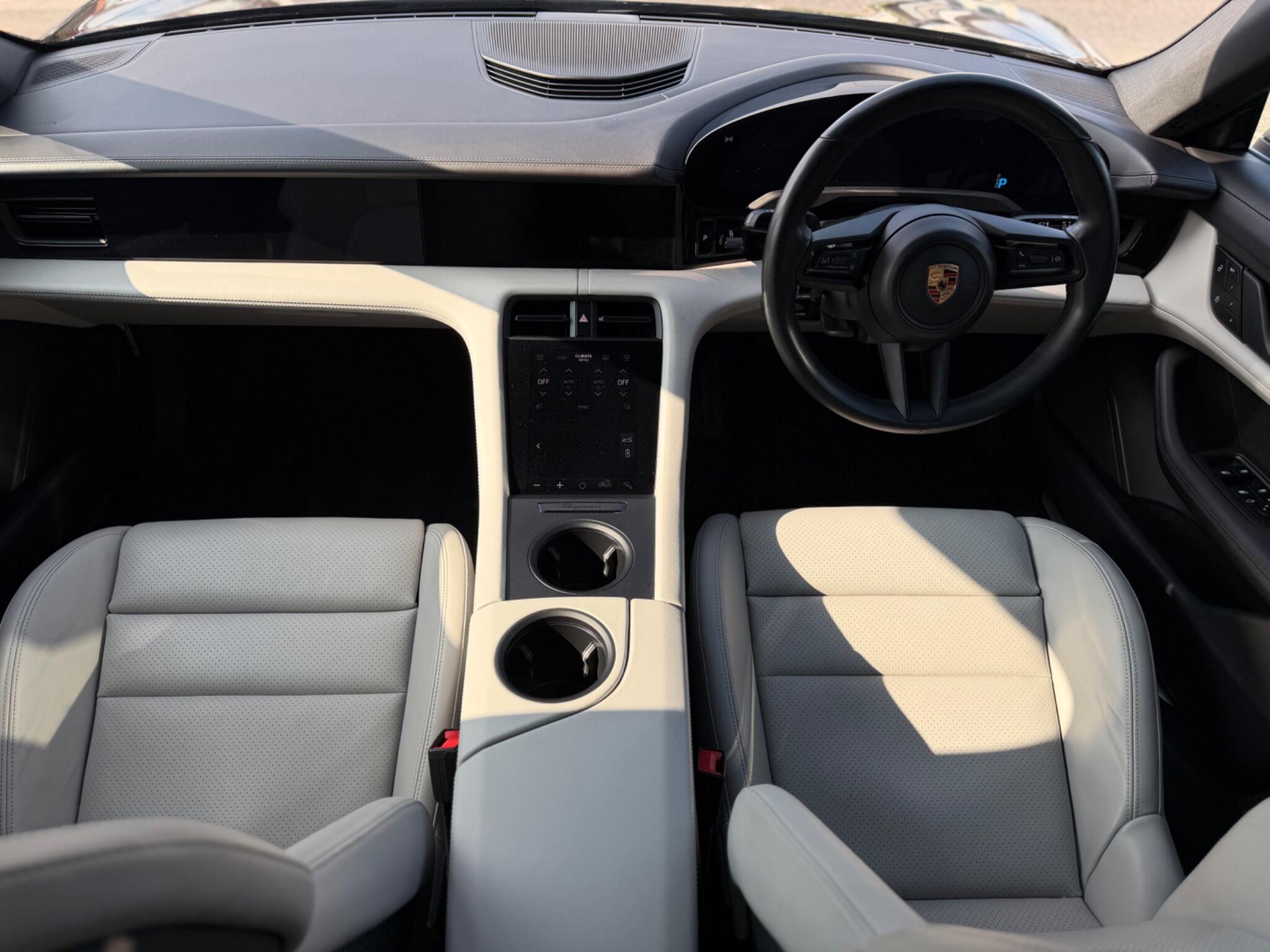 Porsche Taycan view 17