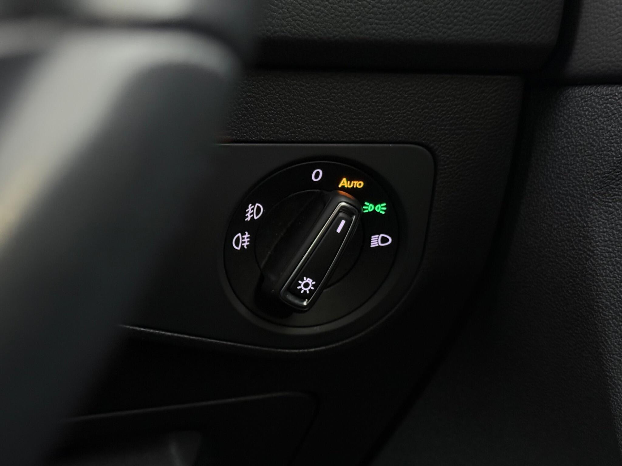 Volkswagen Tiguan view 19
