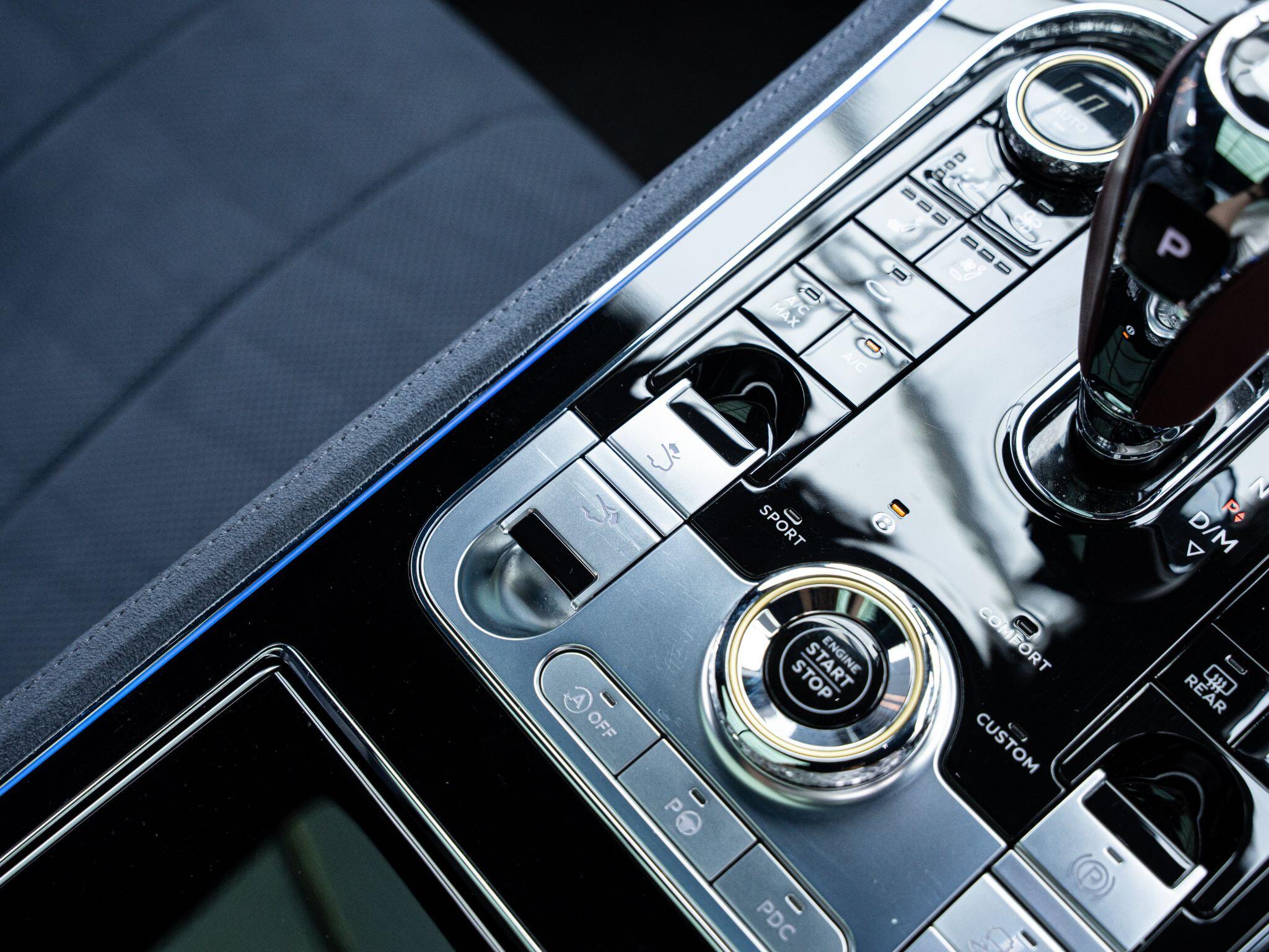 Bentley Continental view 30