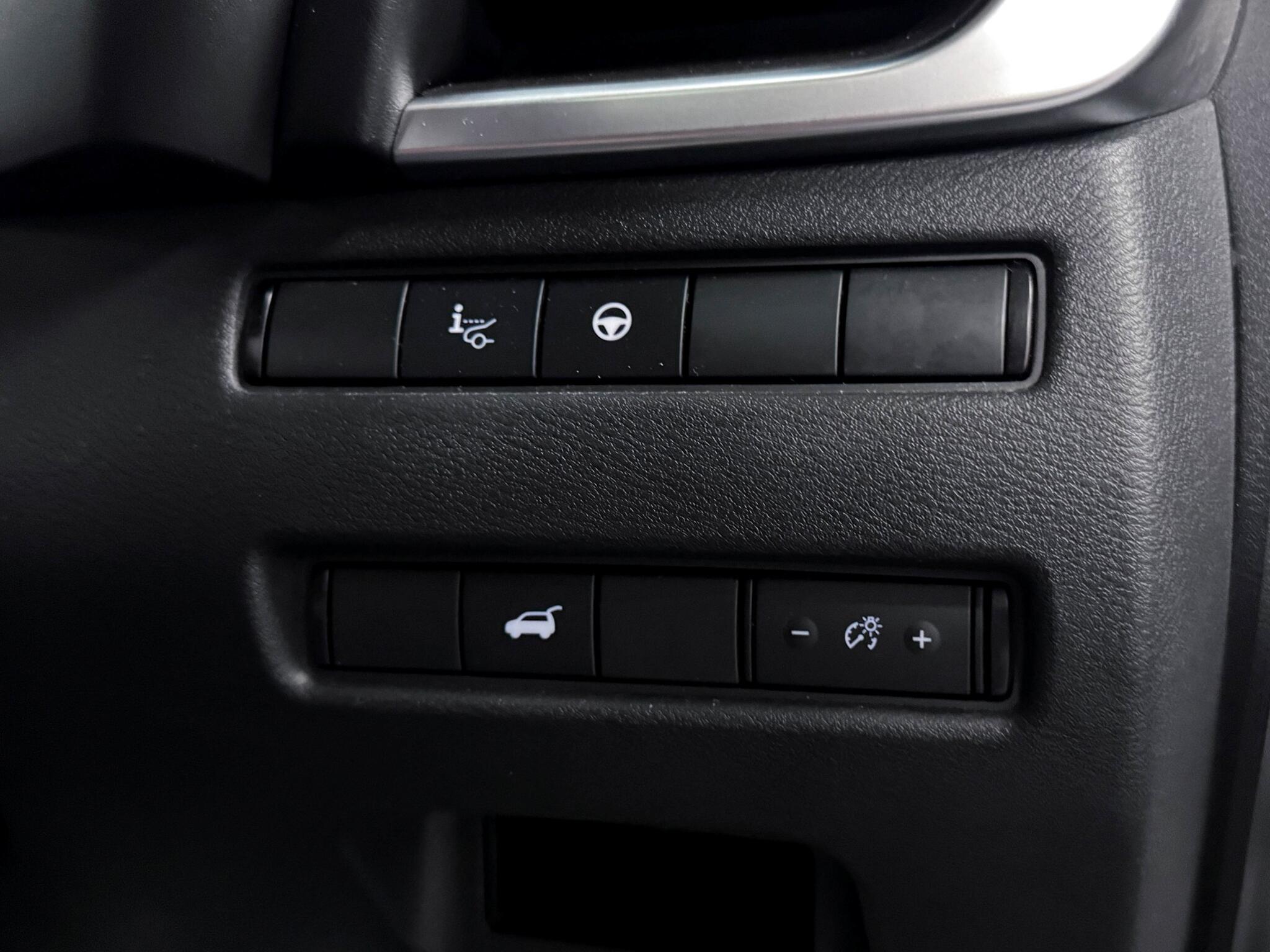 Nissan X-Trail view 30