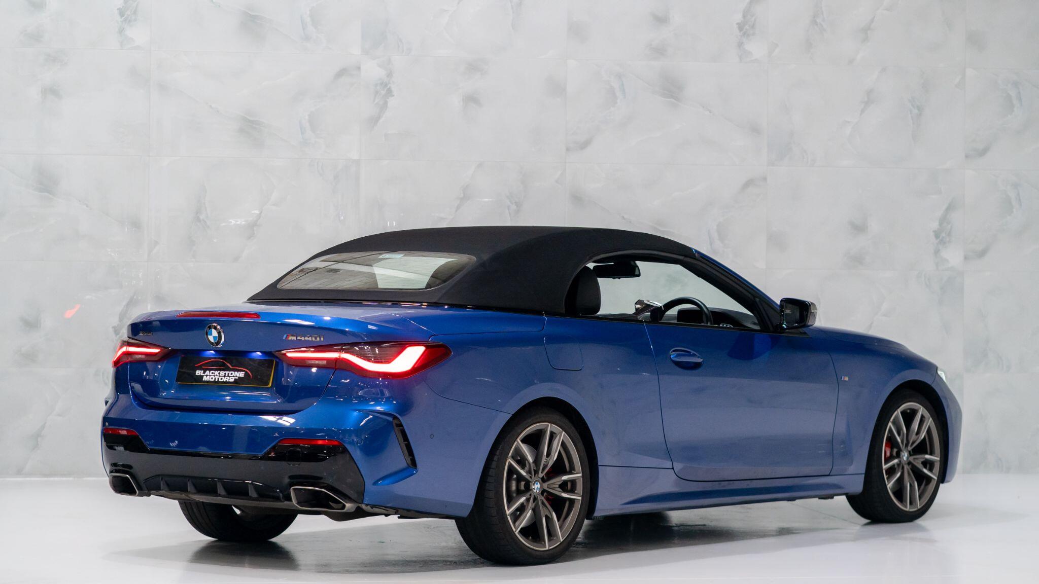 BMW 4 Series view 9
