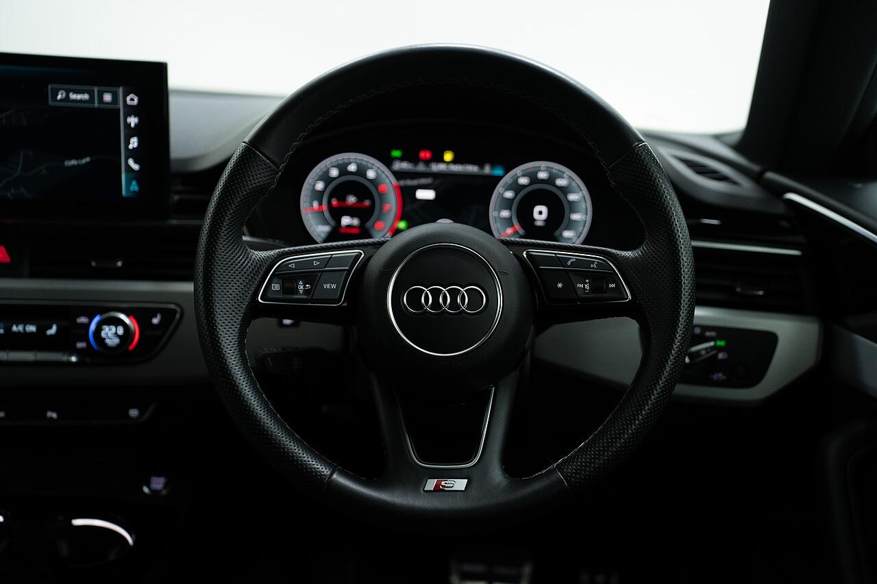 Audi A5 view 10