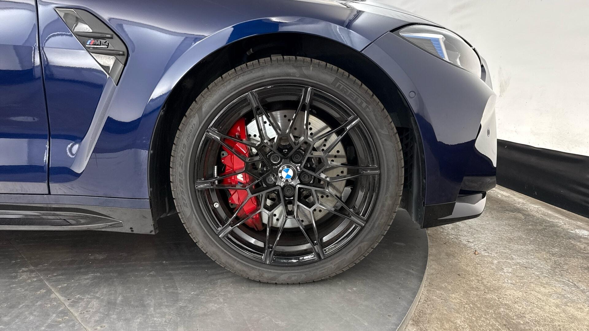 BMW M4 view 14