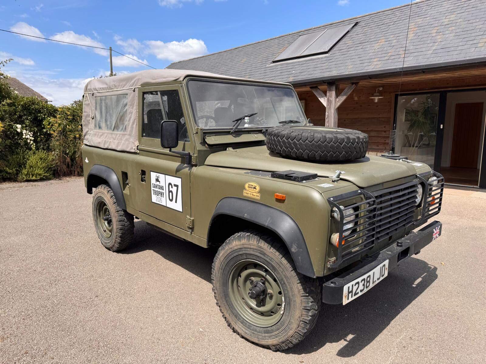 Land Rover 90