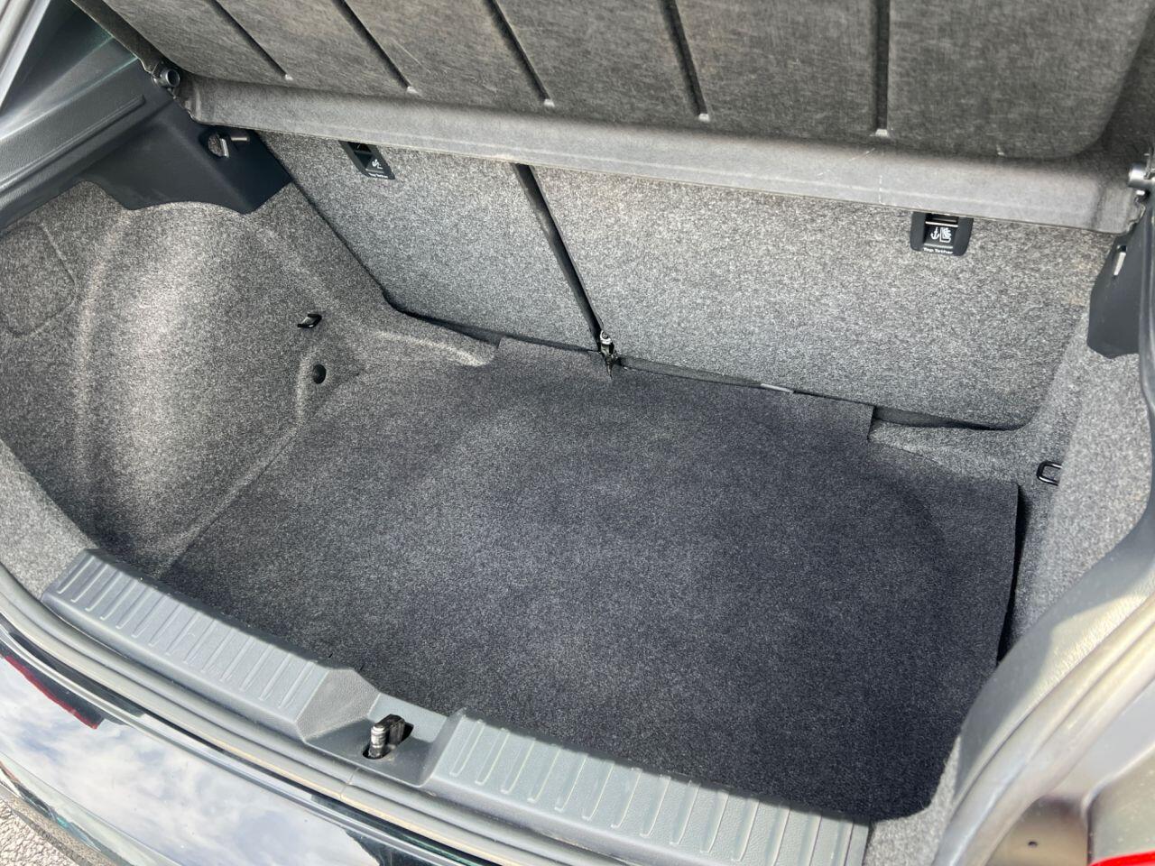 Seat Ibiza view 28