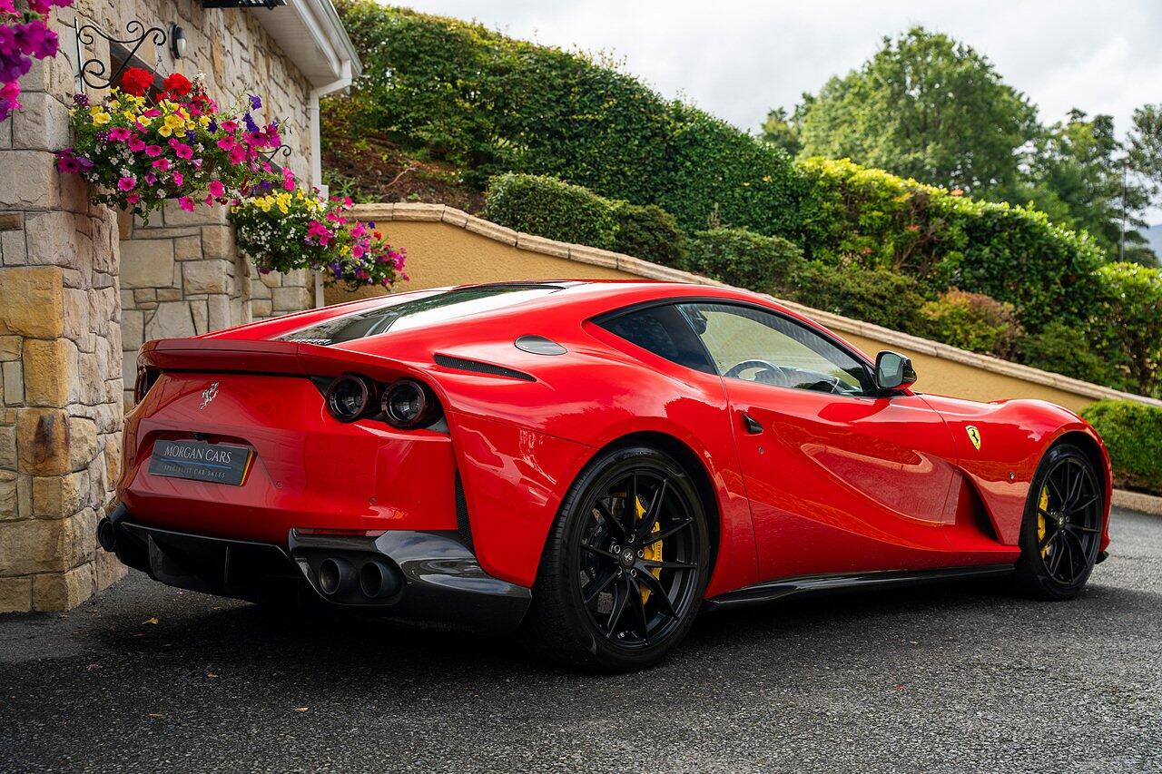 Ferrari 812 view 9