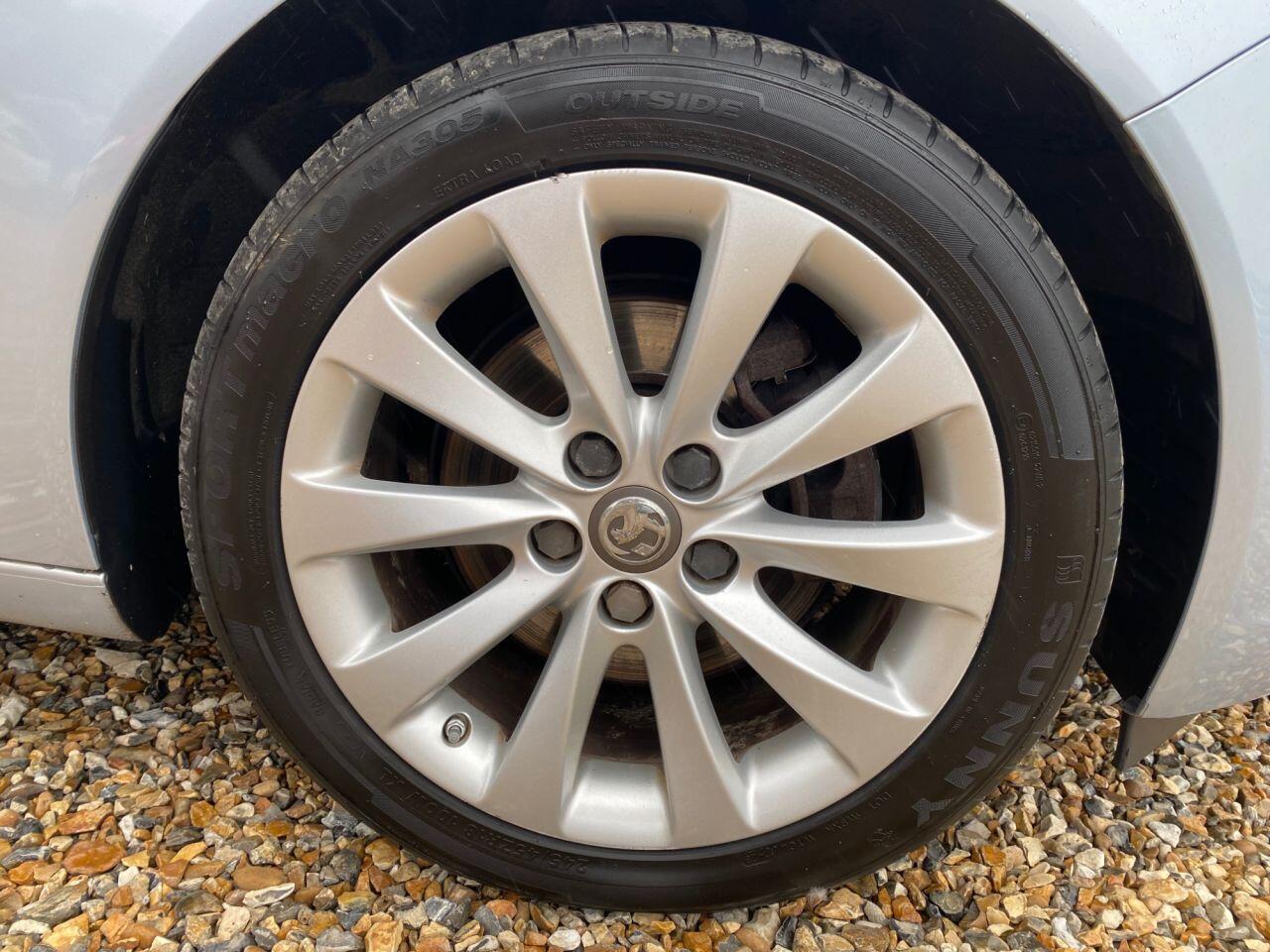Vauxhall Insignia view 30