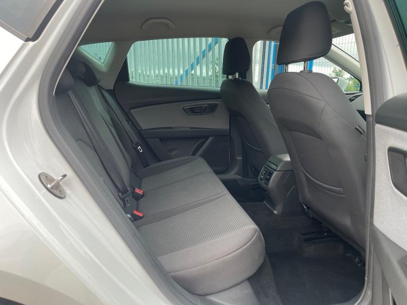 2019 SEAT Leon 1.6 TDI SE Dynamic Euro 6 (s/s) 5dr • 88,500 miles image 11