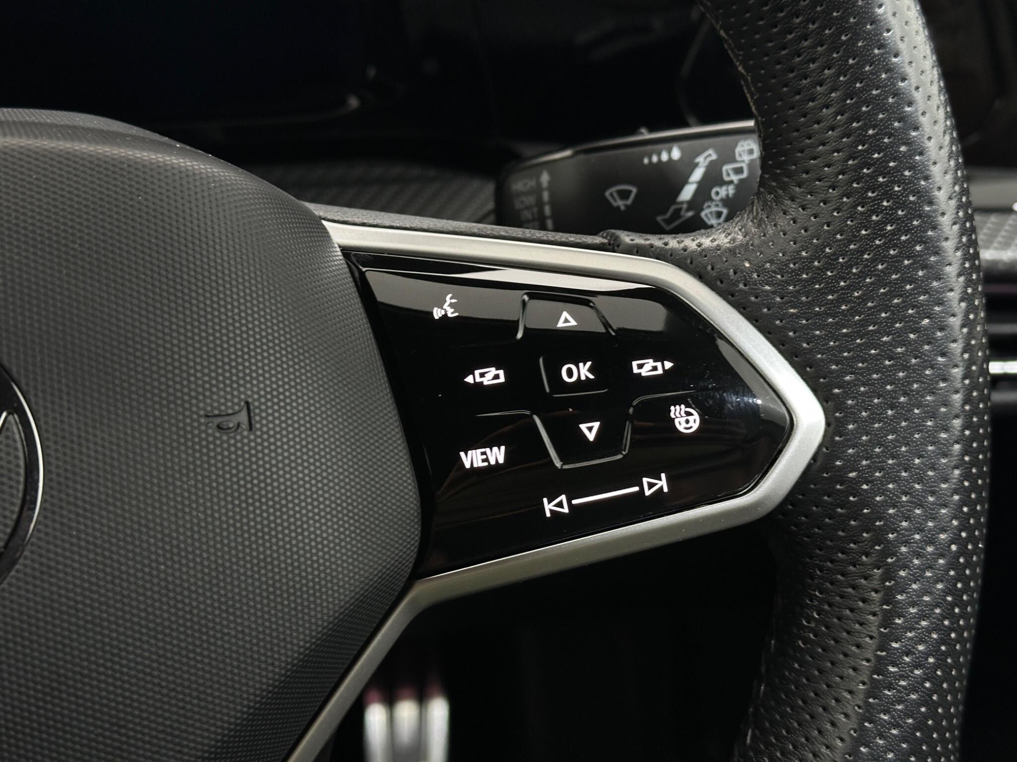 Volkswagen Golf view 15