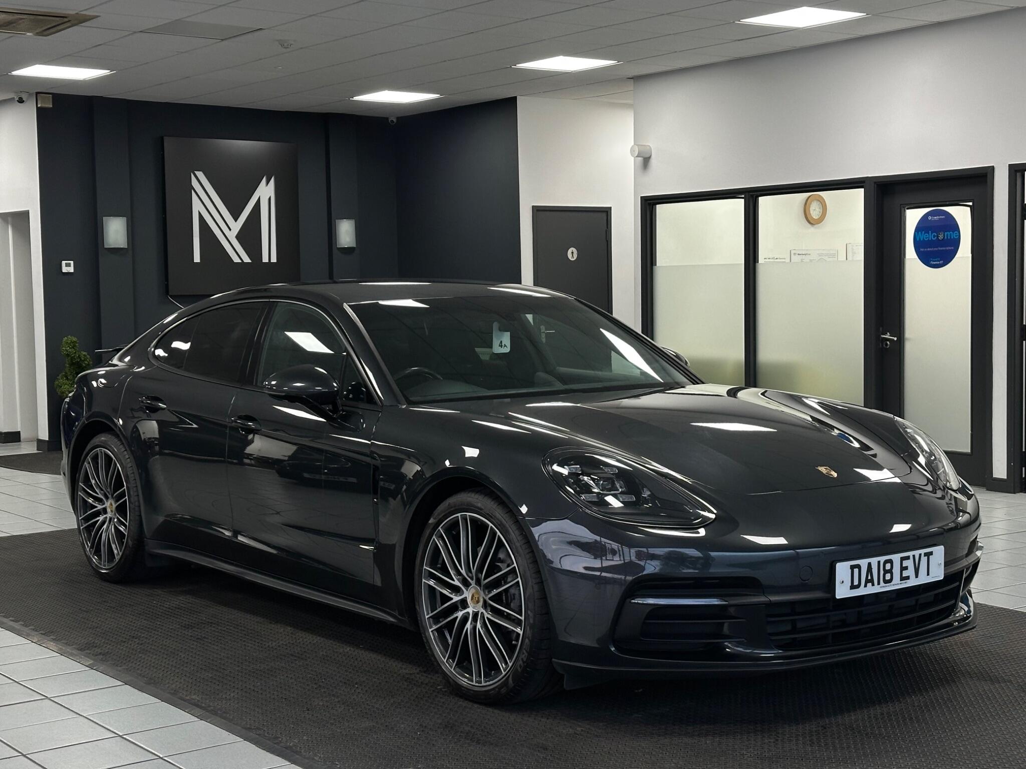 Porsche Panamera main image