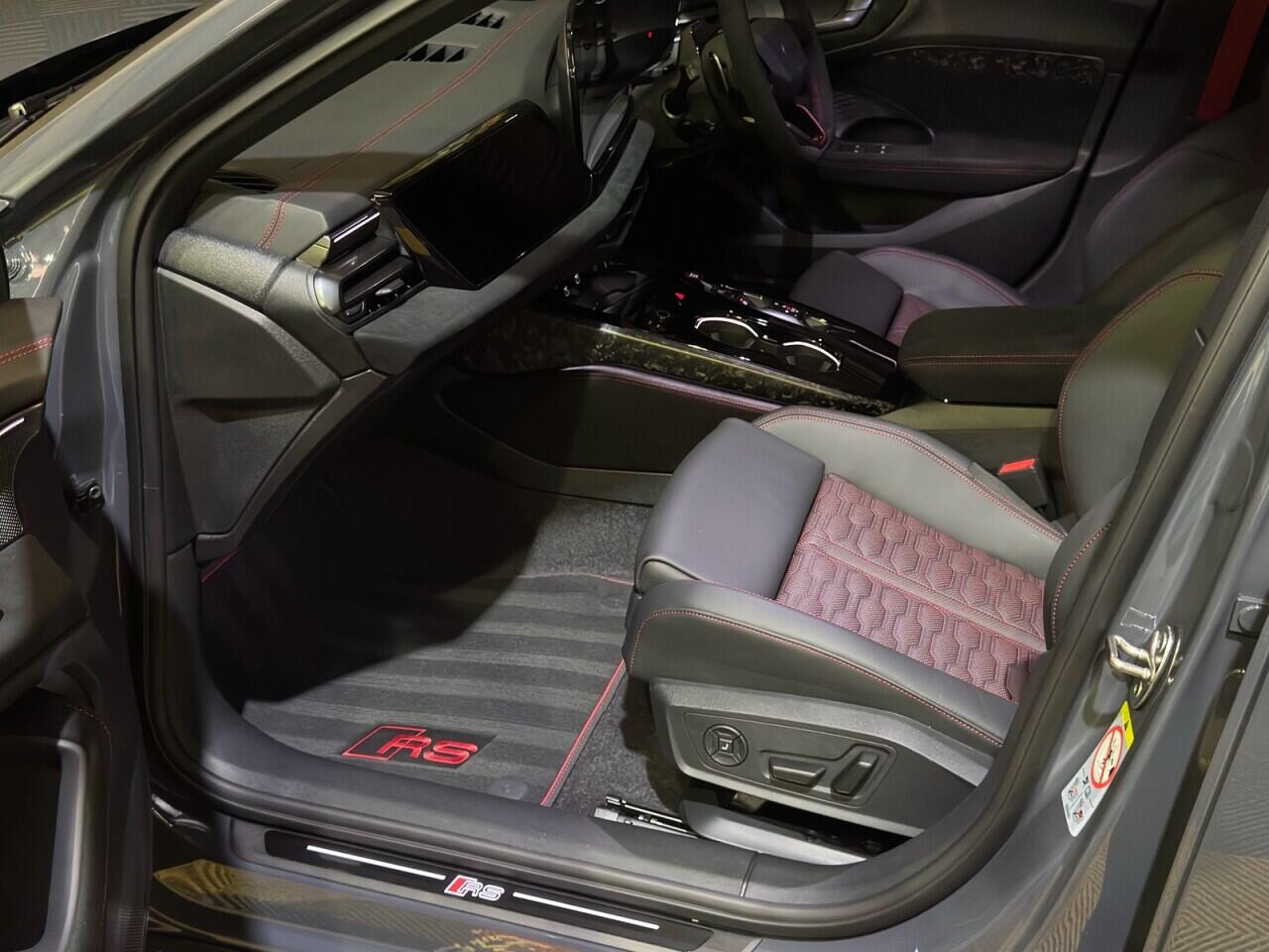 Audi RS5 view 29
